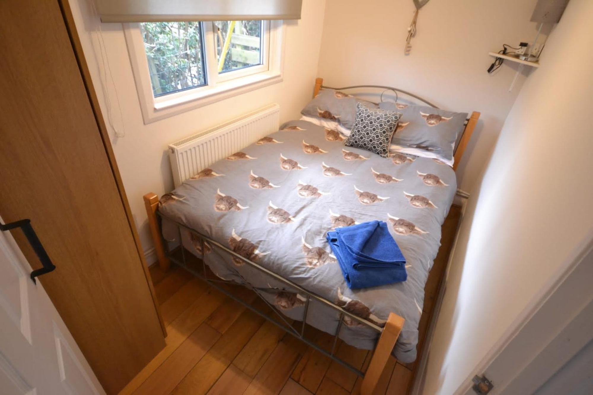 Stunning 2-Bed Cabin In Nantglyn Denbigh Exteriör bild