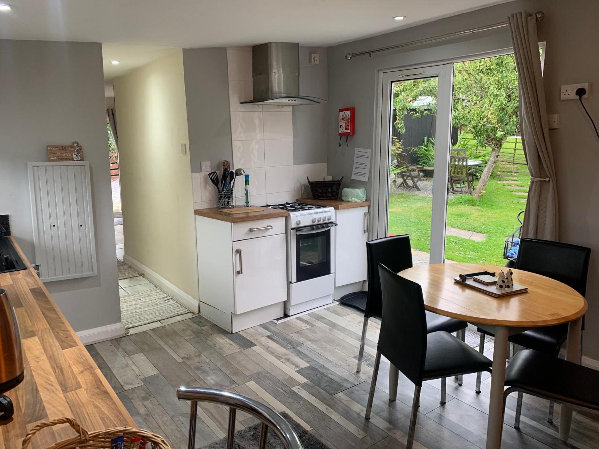 Stunning 2-Bed Cabin In Nantglyn Denbigh Exteriör bild