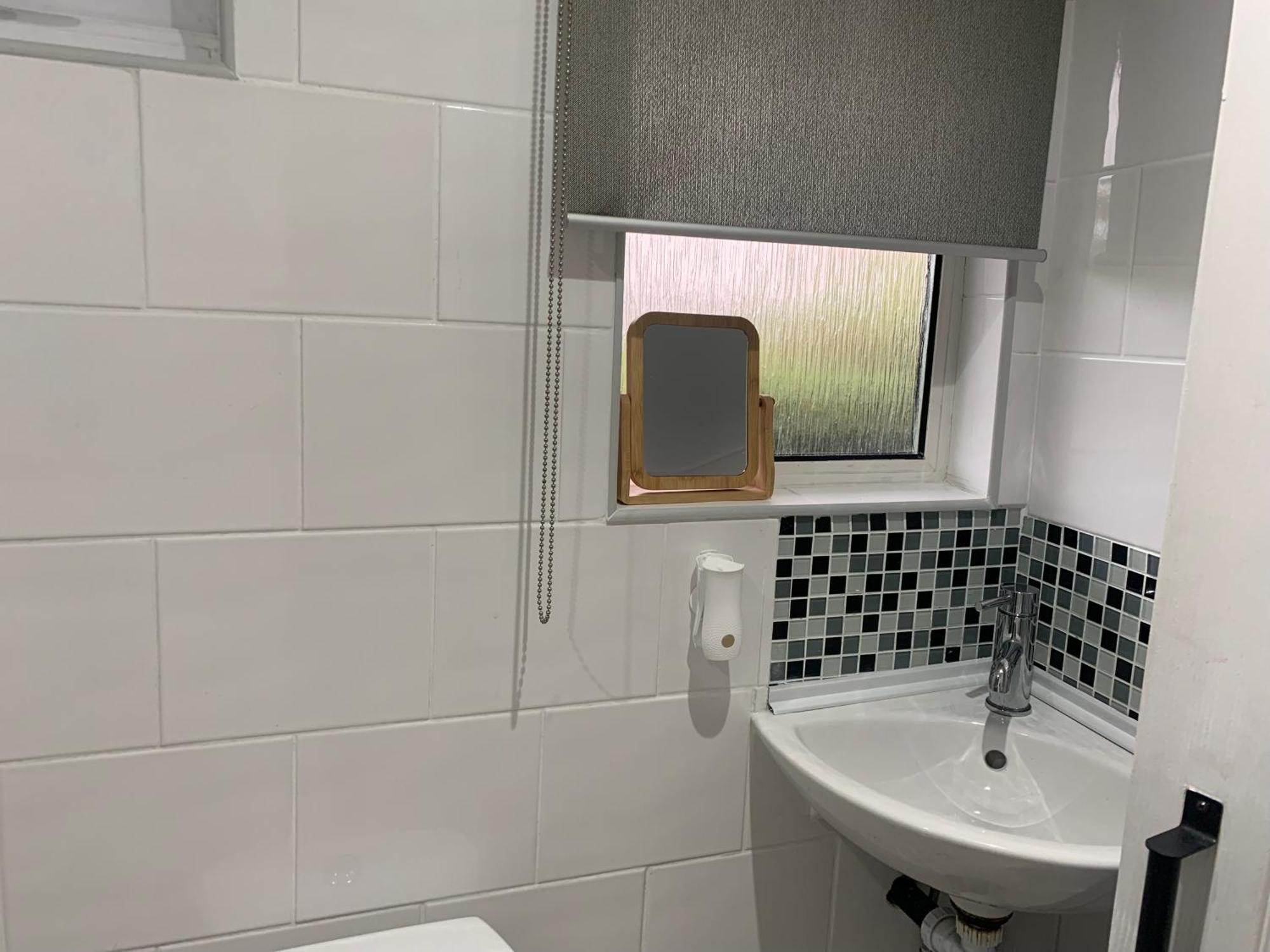 Stunning 2-Bed Cabin In Nantglyn Denbigh Exteriör bild
